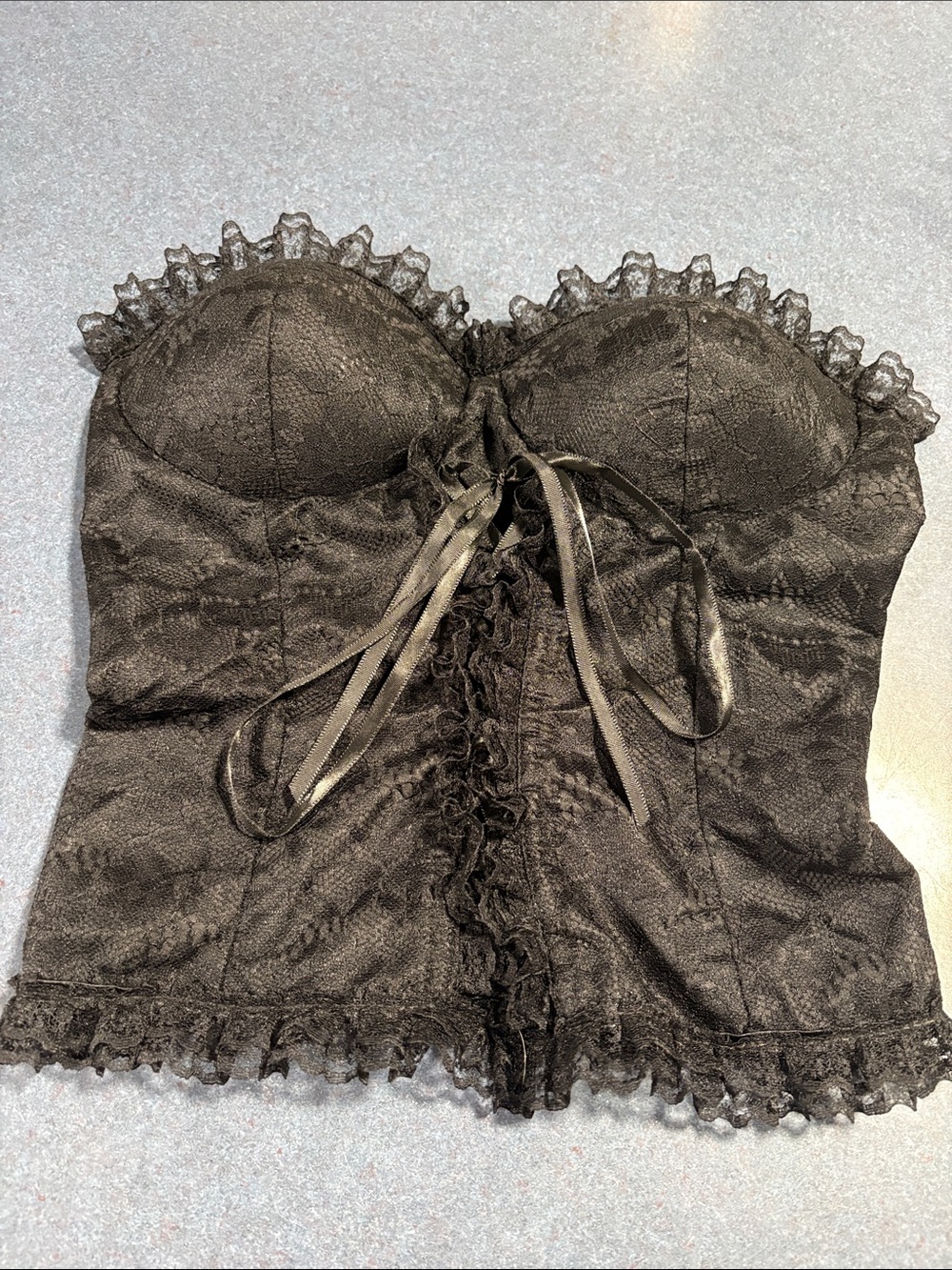 SHEIN Black Lace Ruffled Bustier Top